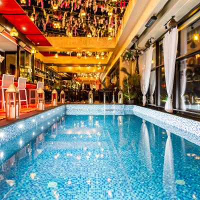 اسمالویل هتل