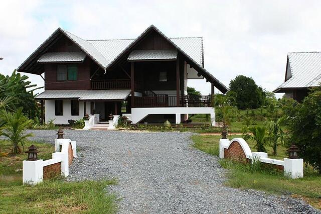 Apirata Resort