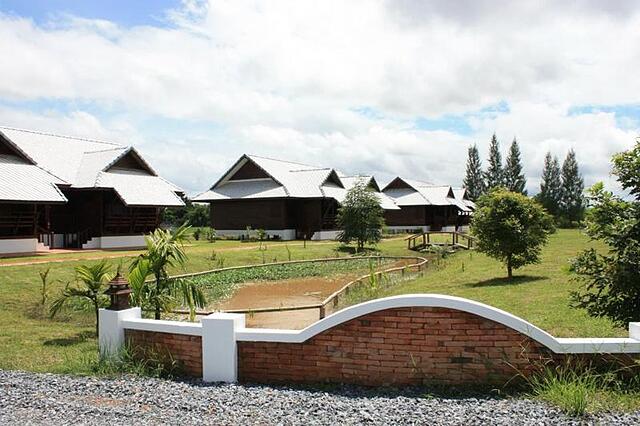 Apirata Resort