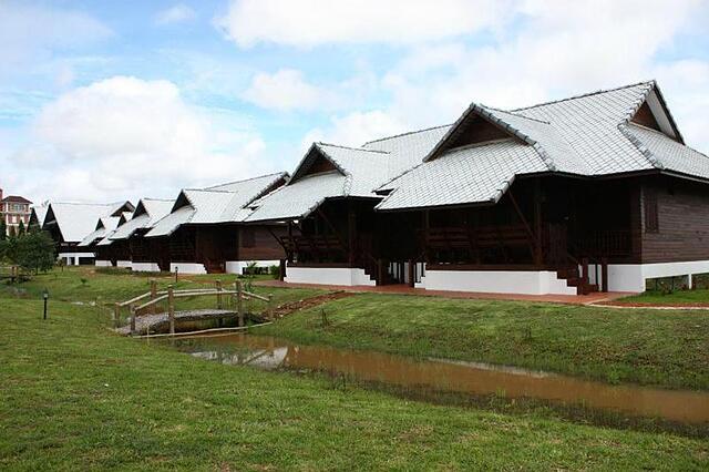 Apirata Resort