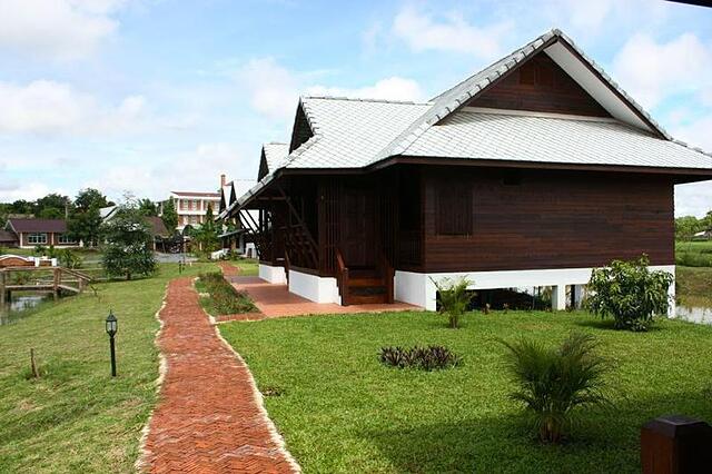 Apirata Resort