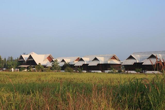 Apirata Resort