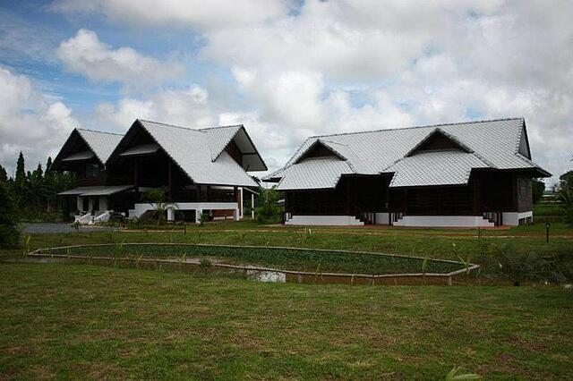 Apirata Resort
