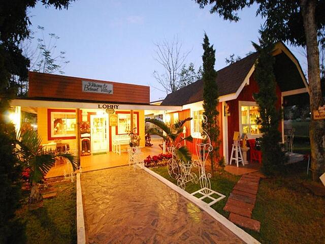 BELMONT VILLAGE HOTEL
