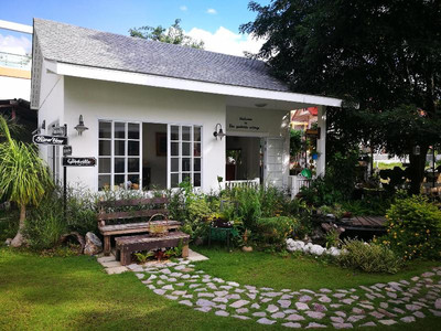 THE GOODVILLE COTTAGE