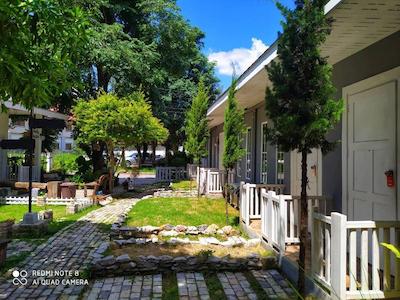 THE GOODVILLE COTTAGE