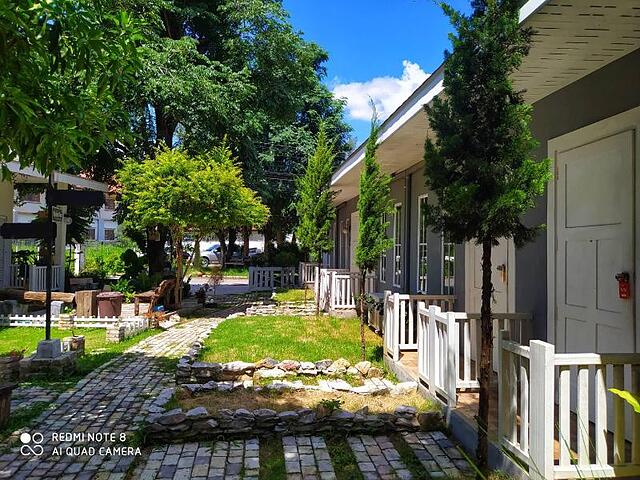 THE GOODVILLE COTTAGE