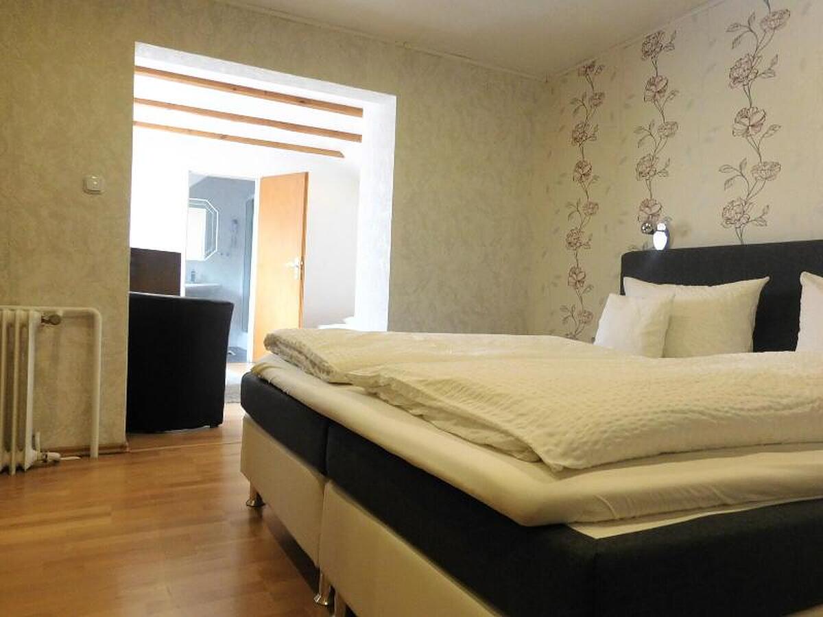 Hotel Pension Am Kurmittelhaus