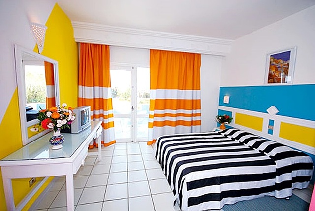 Caribbean World Sun Garden