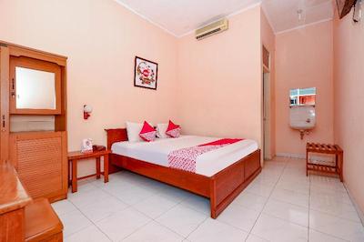 OYO 2495 Hotel Wijaya