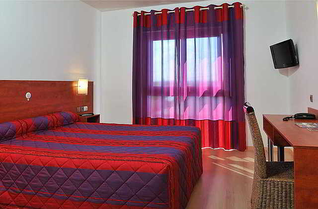Inter-Hotel Les Peyrieres