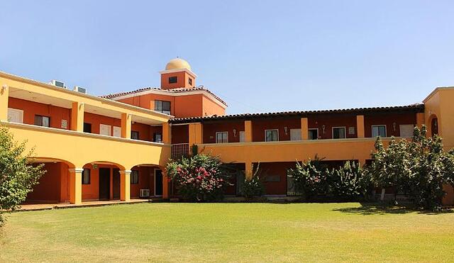 Hotelco Inn