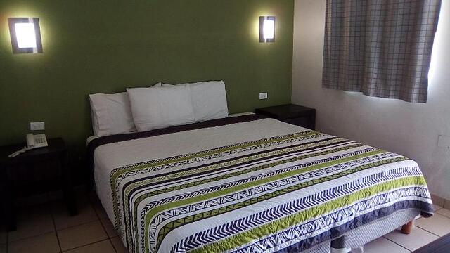 Hotelco Inn