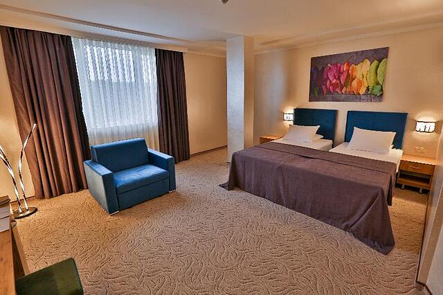 Hotel Terra Europe Brontes