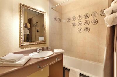 The Originals City Ha Tel Alteora Poitiers Site Du