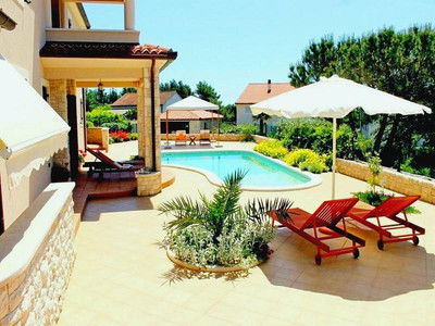Apartments Salu