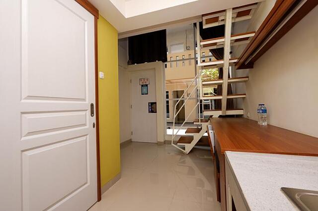 RedDoorz Plus near Paragon Mall Semarang