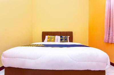 Spot On 2697 Homy House