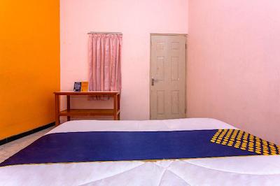 Spot On 2697 Homy House