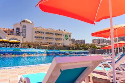 Holiday Inn Aktau - Seaside