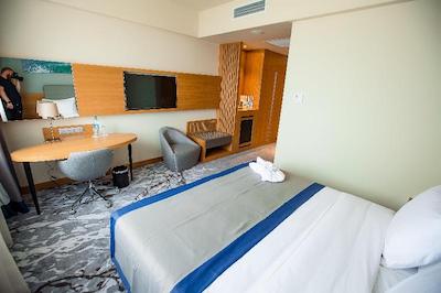 Holiday Inn Aktau - Seaside