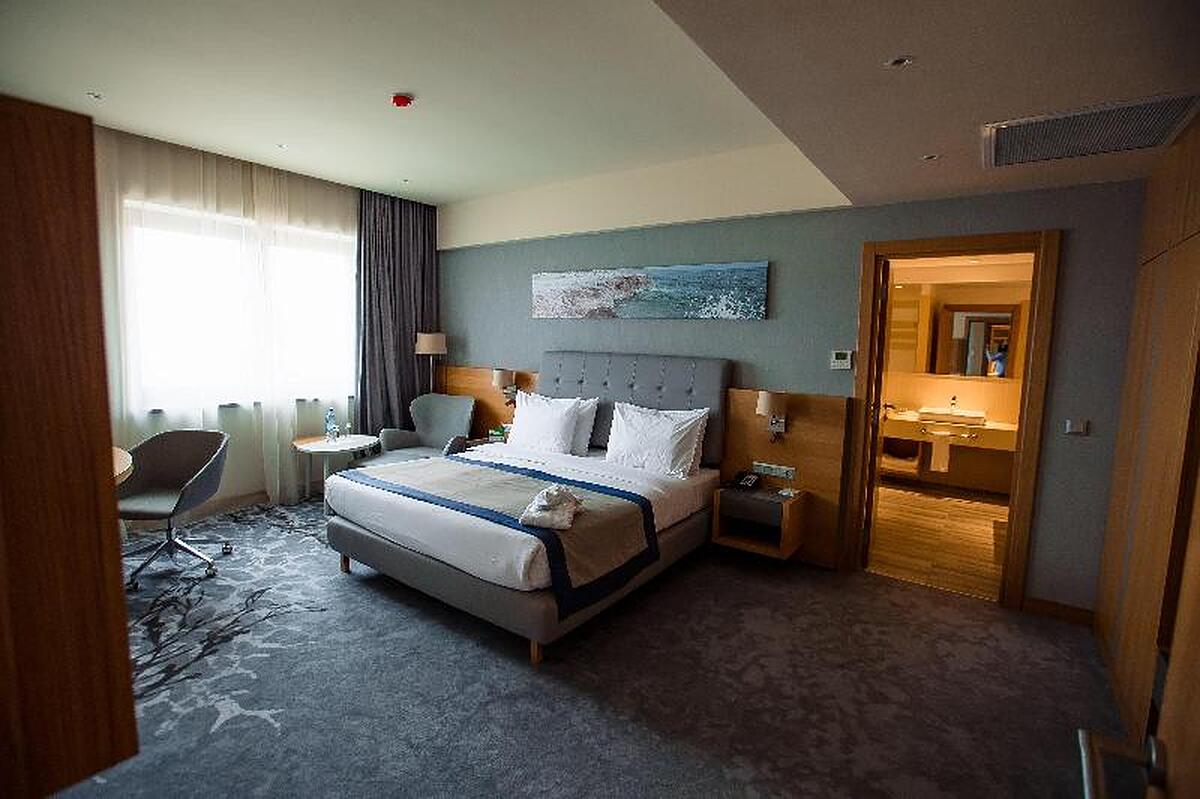 Holiday Inn Aktau - Seaside