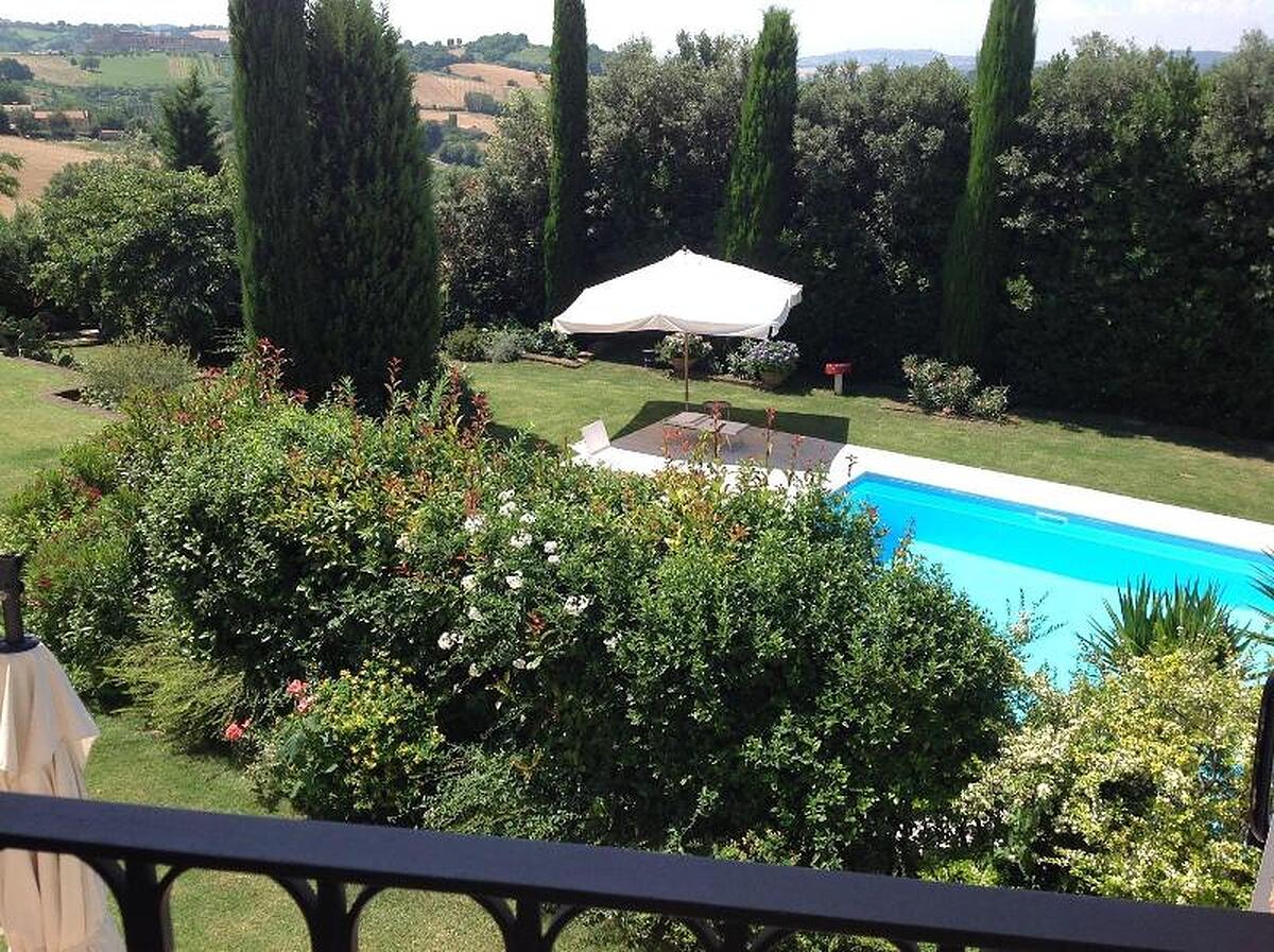 B B Villa Fioreconero