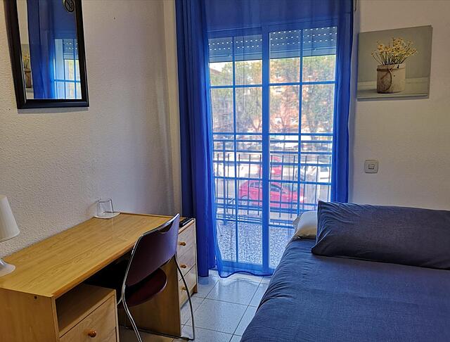 Hostal Avenida 57
