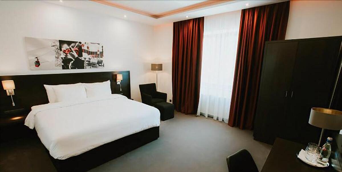 Hotel Republique