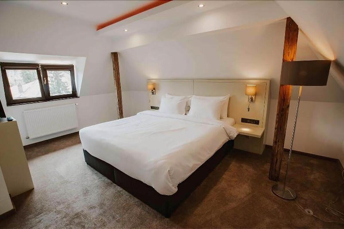 Hotel Republique
