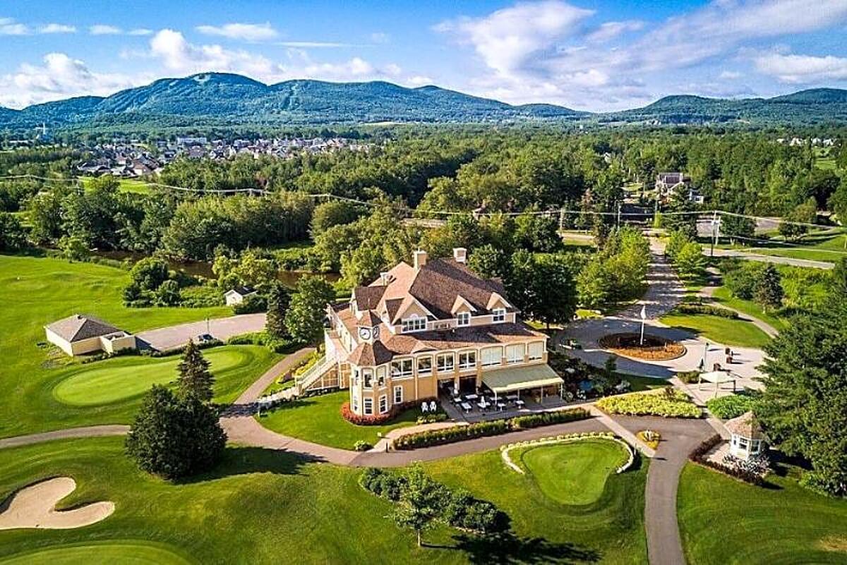 LE ST MARTIN BROMONT HOTEL SUITES