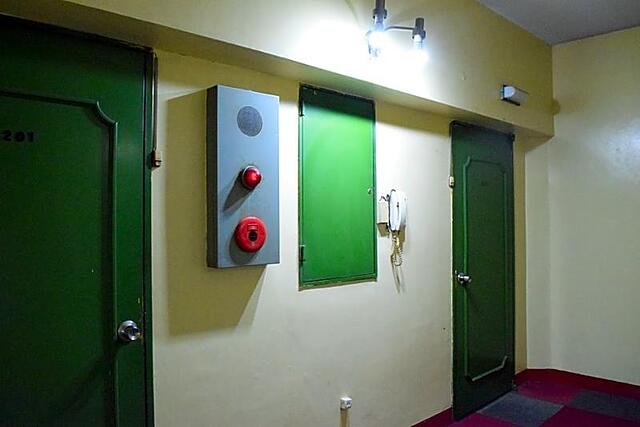 BOARDING HOUSE