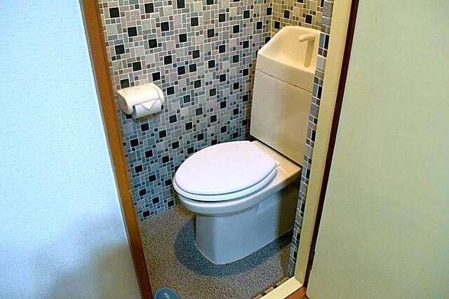BOARDING HOUSE