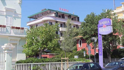 Hotel Sabra