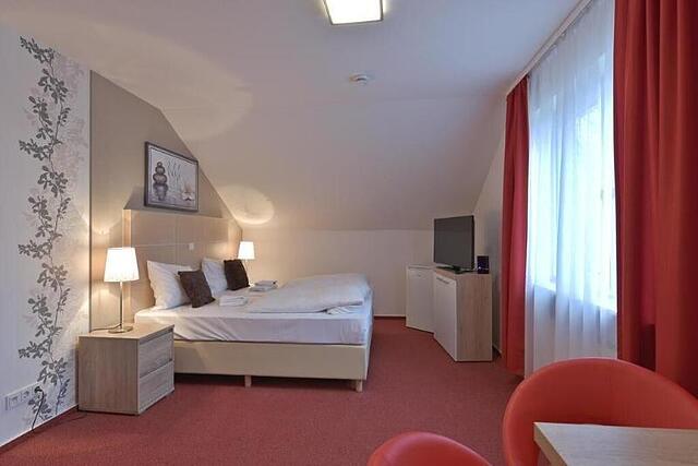 Hotel Alt Finthen