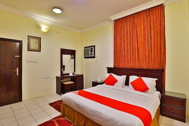 OYO 167 Dar Al Raies Hotel