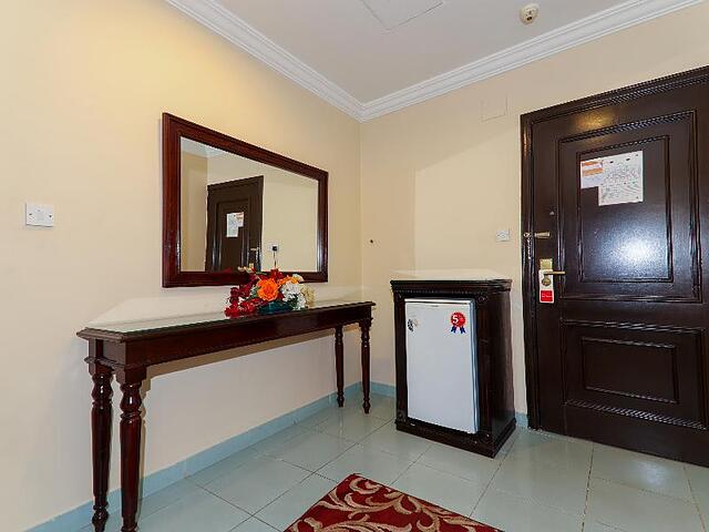OYO 167 Dar Al Raies Hotel