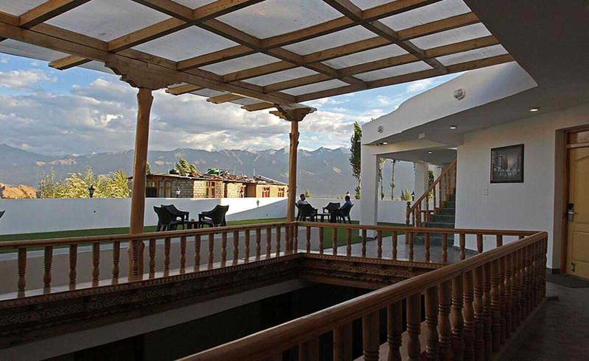 Hotel Chonjor Residency