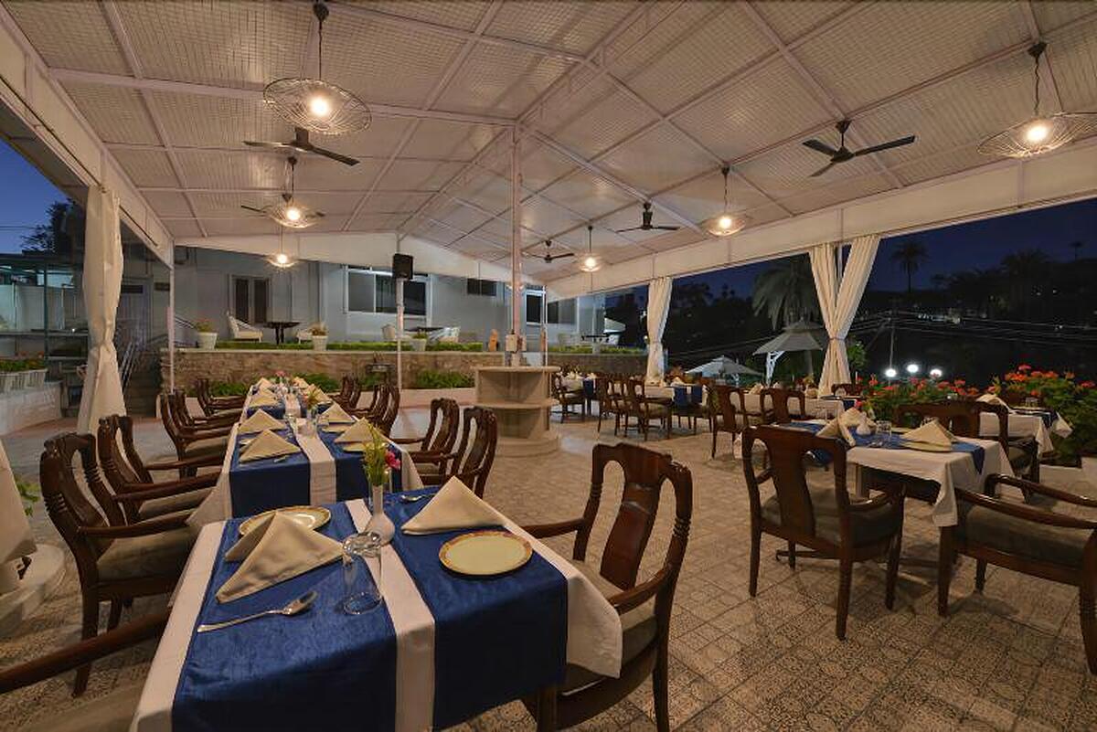 Hotel Karnavati