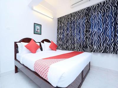 Oyo 15669 Hotel Galaxy Inn