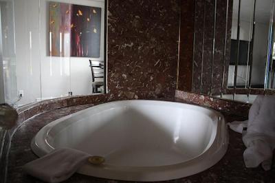 GRAND MOTEL ST HUBERT