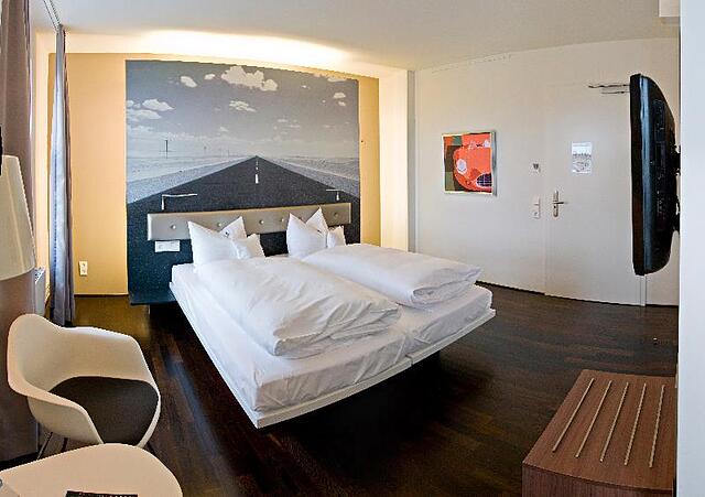 V8 Hotel Classic Motorworld Region Stuttgart