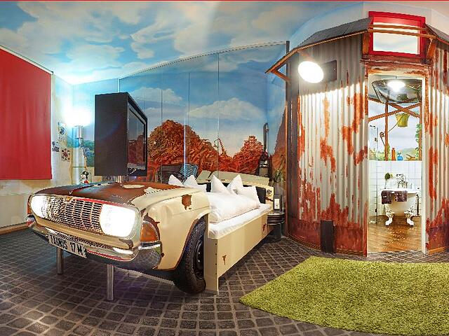 V8 Hotel Classic Motorworld Region Stuttgart