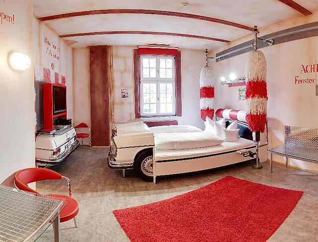 V8 Hotel Classic Motorworld Region Stuttgart