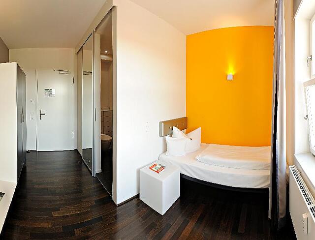 V8 Hotel Classic Motorworld Region Stuttgart