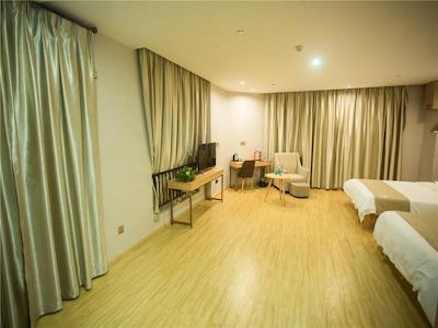 GREENTREE INN BAIQUAN BINFEN PLAZA