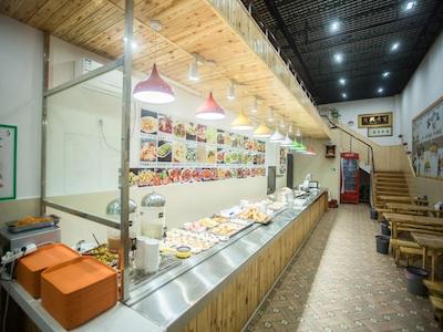 GREENTREE INN BAIQUAN BINFEN PLAZA