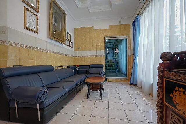 OYO 1173 Hotel Shofa Marwah