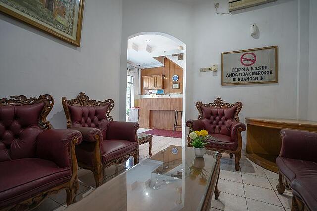OYO 1173 Hotel Shofa Marwah