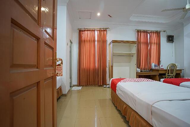 OYO 1173 Hotel Shofa Marwah
